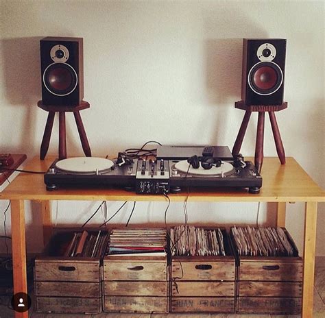 Turntable setup | Turntable furniture, Audio room, Turntable setup