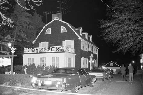 ‘Amityville Horror’: True Story Behind Ron DeFeo's Family Massacre ...