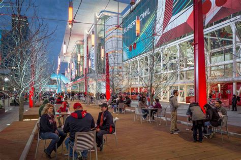 Catenary Lighting Installation at 'Avenida Houston' - Ronstan Tensile ...