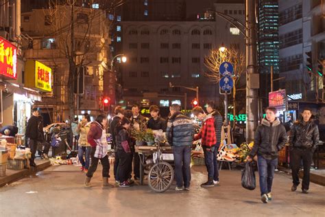 Pamhule Photography: Evening Photo Walk in Shanghai