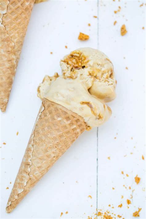 New Zealand Hokey Pokey Ice Cream Recipe - Sugar and Charm