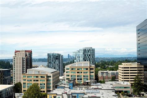 Hotel near Downtown Bellevue | Seattle Marriott Bellevue