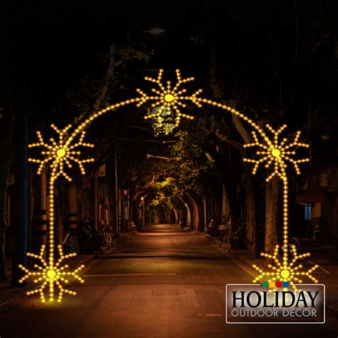 Snowflake Lighted Arch - Holiday Outdoor Decor