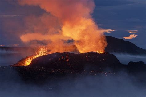 Iceland volcano news: ‘Scary’ audio leaves Iceland bracing for volcanic ...