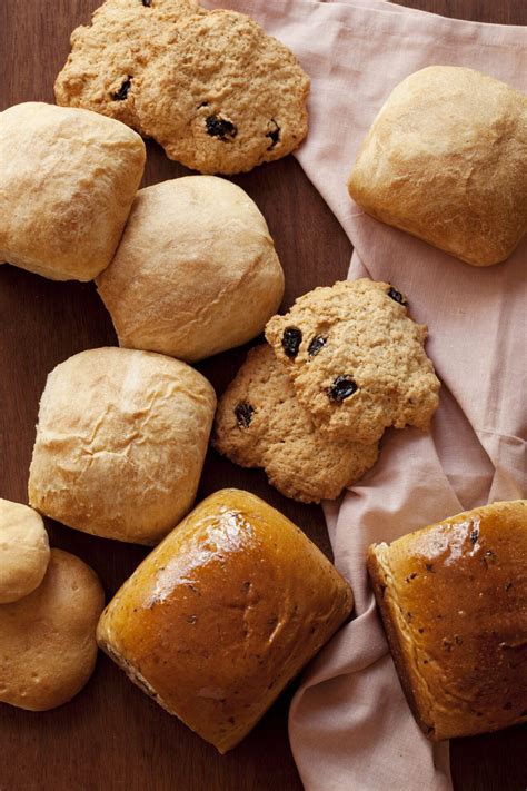 Best Belizean Baked: Creole Bread, Powder Buns, Creole Bun (RECIPE)