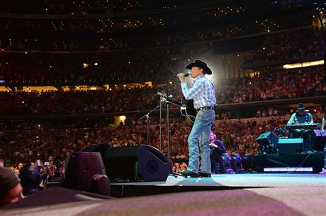 George Strait Shatters Attendance Record at Farewell Concert