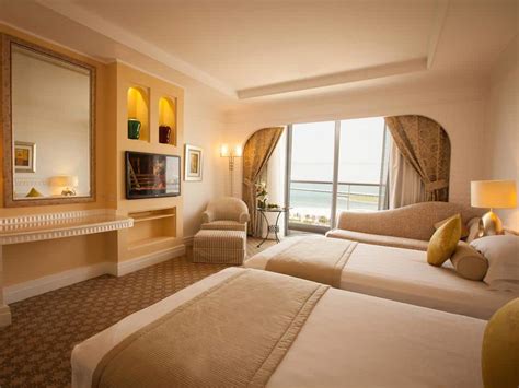 Habtoor Grand Resort, Autograph Collection | HolidayInfos