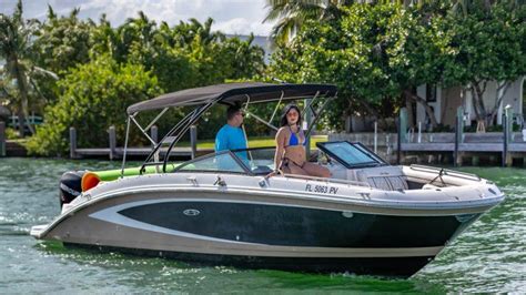 5 Reasons Why Miami Is The Perfect Place For Boat Rentals