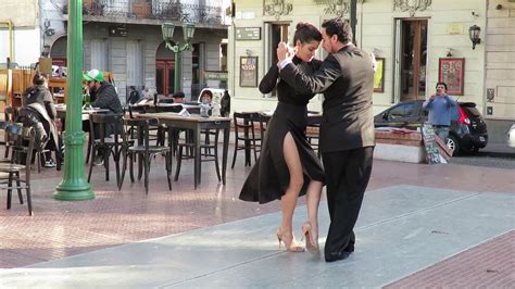 041 BUENOS AIRES San Telmo Tango - YouTube