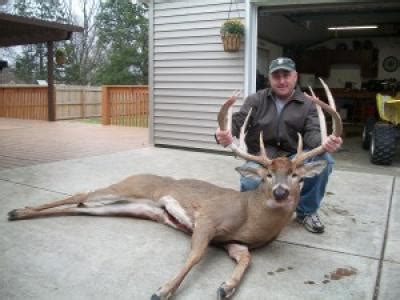 New World Record 8 Point Typical Buck? - Deer Hunting - Deer Hunting ...