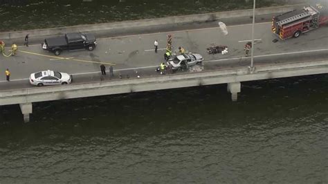 1 hurt in crash on Lake Jesup Bridge