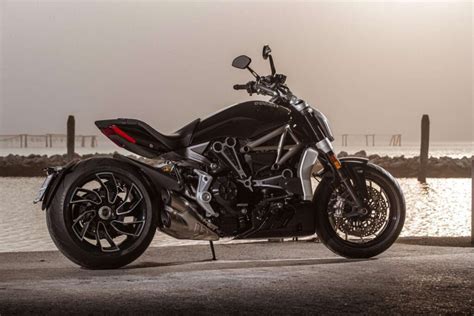 Ducati Xdiavel Mileage, Performance Specs & Price 2022 - NewCarBike