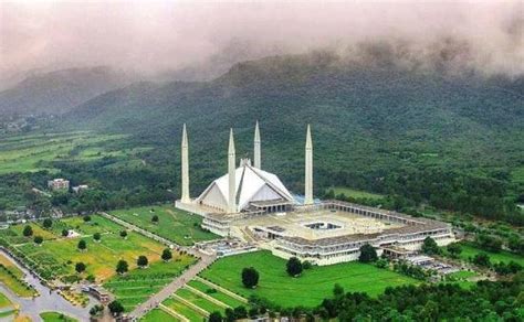 beautiful - Faisal Mosque, Islamabad Traveller Reviews - Tripadvisor