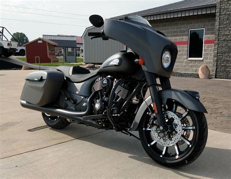 2020 Indian Chieftain® Dark Horse® Titanium Smoke