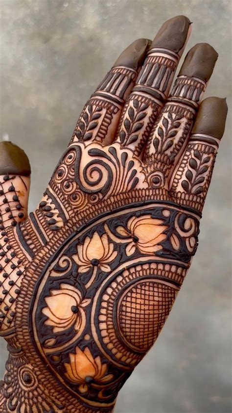 Lotus mehndi design | Mehndi designs front hand, Mehndi designs bridal ...