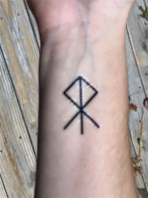 Share 79+ viking protection rune tattoo latest - in.cdgdbentre