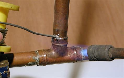 Will Epoxy Pipe Lining Repair the Plumbing Pipes in my Chicago Building?