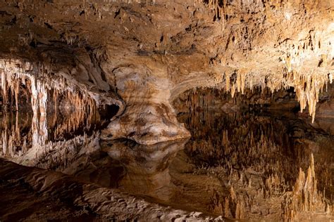 Luray Caverns - Amazing America