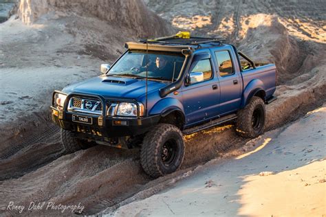 Nissan Navara D22, Modified.