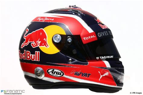 In pictures: All the 2016 F1 drivers' helmets · F1 Fanatic | Helmet ...