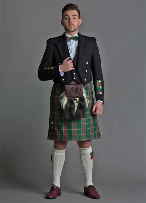 St Davids Kilt Outfit Hire | Wales Tartan Centres