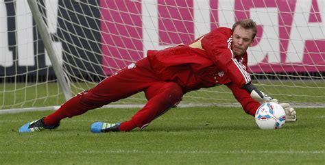 Manuel Neuer Diving Saves