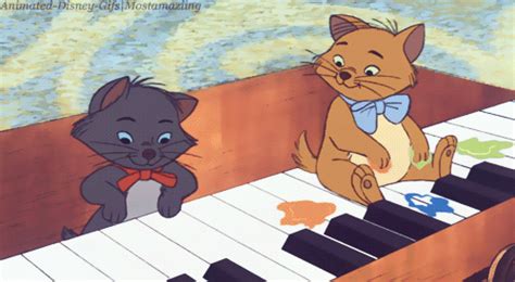 Aristocats, Berlioz & Toulouse on the piano :) | Walt disney characters ...