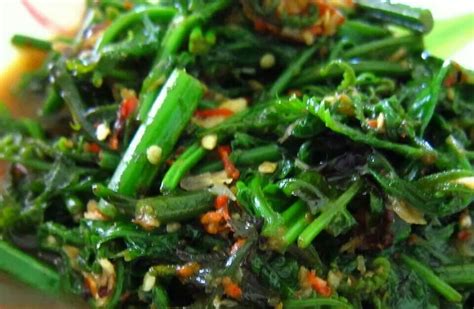 pucuk paku goreng belacan Asian Recipes, Ethnic Recipes, Seaweed Salad ...