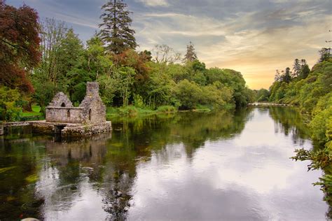 Explore Scenic Cong with Discover Ireland