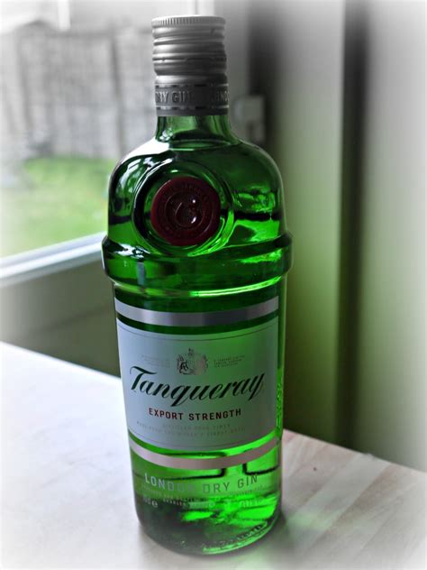 Inside the Wendy House: Tanqueray London Dry Gin - perfect for Christmas