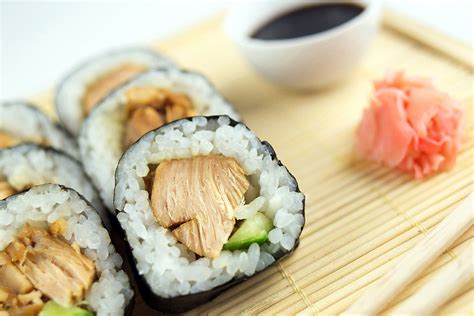 Chicken Teriyaki and Avocado Sushi Roll | Calories in Your Sushi Train ...