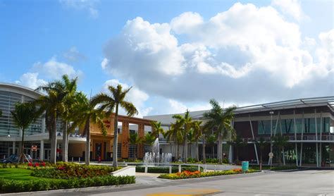 Welcome To Dadeland Mall - A Shopping Center In Miami, FL - A Simon ...