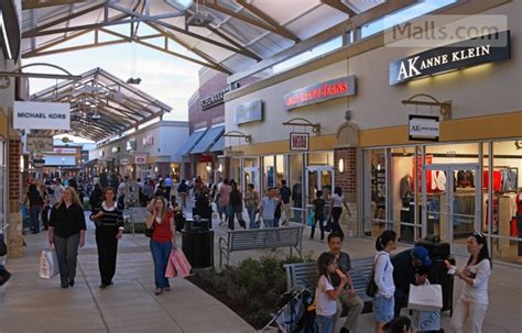 Houston Premium Outlets - Outlet center in Houston, Texas, USA - Malls.Com