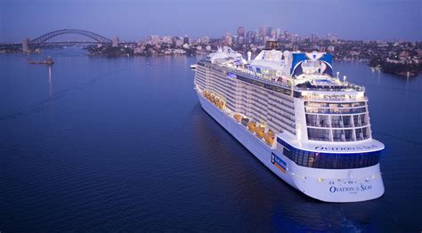 Ovation of the Seas 2022 / 2023 - Cruises Reviews Photos & Webcams