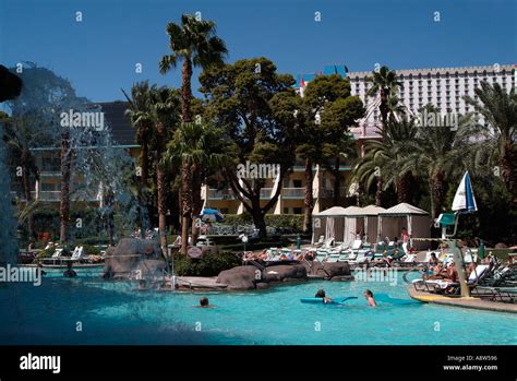 Tropicana las vegas pool hi-res stock photography and images - Alamy