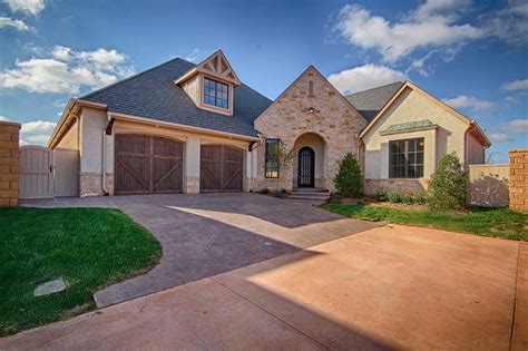 Customs Homes for Sale in Muirfield Village Community in Edmond OK