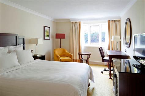 ⛳ Delta Hotels By Marriott Tudor Park Country Club Golf Breaks • Book ...