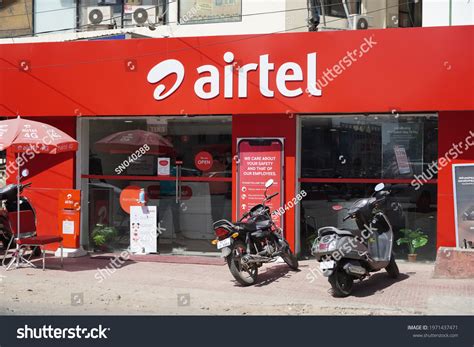 585 Airtel Images, Stock Photos, 3D objects, & Vectors | Shutterstock