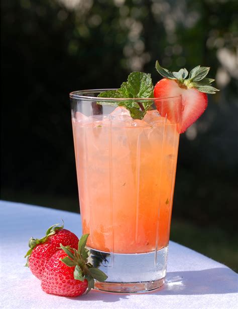 4 Juicy, Sweet And Tangy Summer Fruit Cocktails | Coupons.com | Summer ...