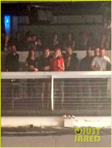 Taylor Swift Attends 1975 Show Amid Matt Healy Dating Rumors: Photo ...