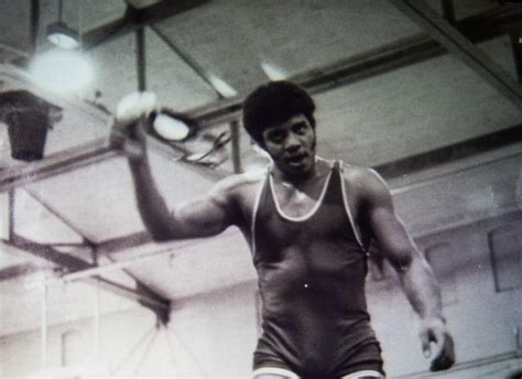 Neil deGrasse Tyson on the high school wrestling team at Bronx Science ...