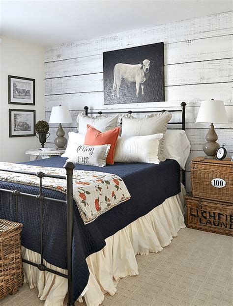 Amazing Farmhouse Bedroom Décor Ideas - EasyHomeTips.org