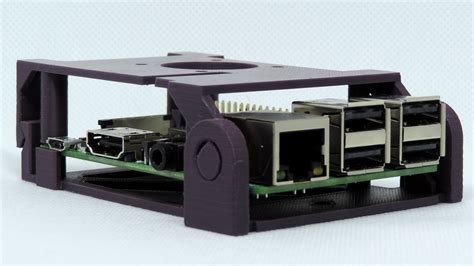 3D Printed Raspberry Pi Case Folds Around Your Pi | Tom's Hardware