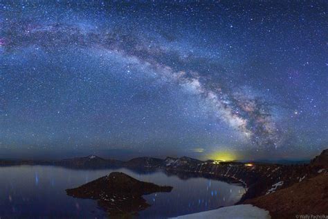 Milky Way over Crater Lake & Lodge | Wally Pacholka Photography - Astropics