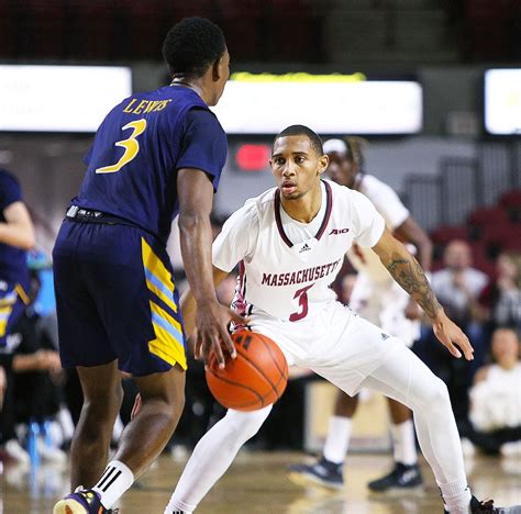 Six players record double-figures, UMass men’s basketball defeats ...