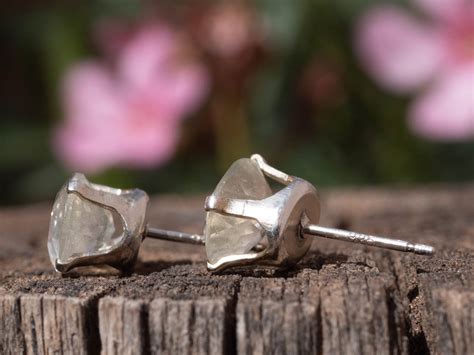 Libyan Desert Glass Earrings | Aerolite Meteorites Incorporated