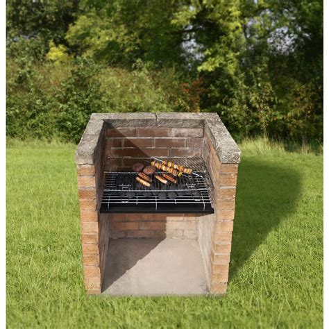 Wilko | Brick bbq, Diy bbq, Fire pit backyard