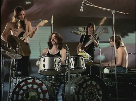 Pink Floyd live at Pompeii 1972 . : r/OldSchoolCool