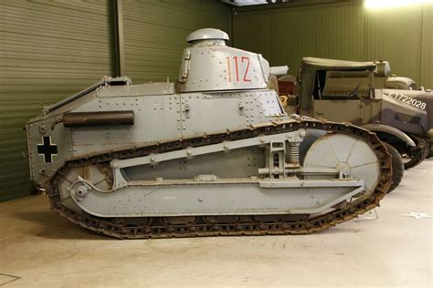 Renault FT-17 (France) | Tanks military, French tanks, Ww1 tanks