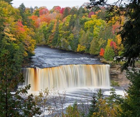 Michigan Fall Foliage- 12 Places for Fall Colors in Michigan